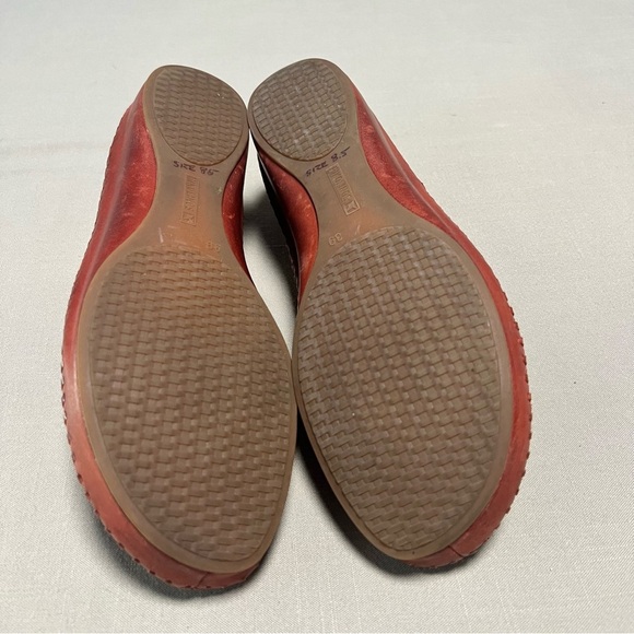 Pikolinos Leather Mary Jane Flats Size 39 8.5–9 Red Cutout Floral Comfort Shoes - Picture 13 of 15